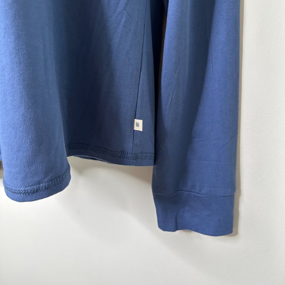 Lucky Brand Blue Long Sleeve Graphic Shirt Women's Medium NEW - Picture 3 of 5